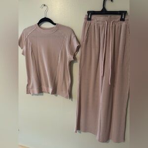 Blush Ribbed Lounge Set